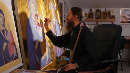 В иконописной мастерской