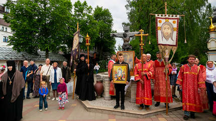 Радуйся, Николае, великий чудотворче!