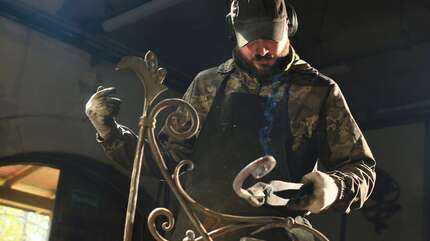 В монастырской кузнице