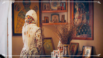 Обязательно ли молиться дома в платке?