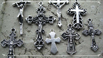 Имеет ли значение, какие крестики продают в храме?