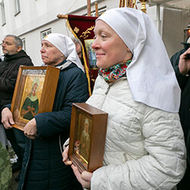 Как женщине можно послужить Богу?