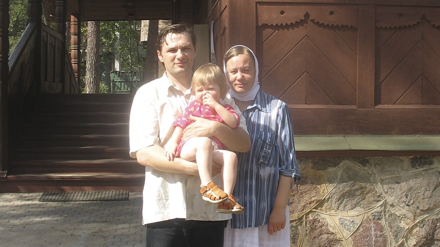 сестра татьяна с мужем и маленькой дочкой