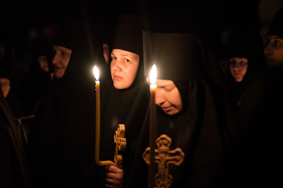 Слова постриг. Монашеский обет. Постриг в Толгском монастыре. В Житенном монастыре совершены монашеский и иноческий постриги. Постриг в монастыре фото.