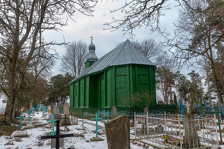 Свято-Георгиевская кладбищенская церковь Жировичи