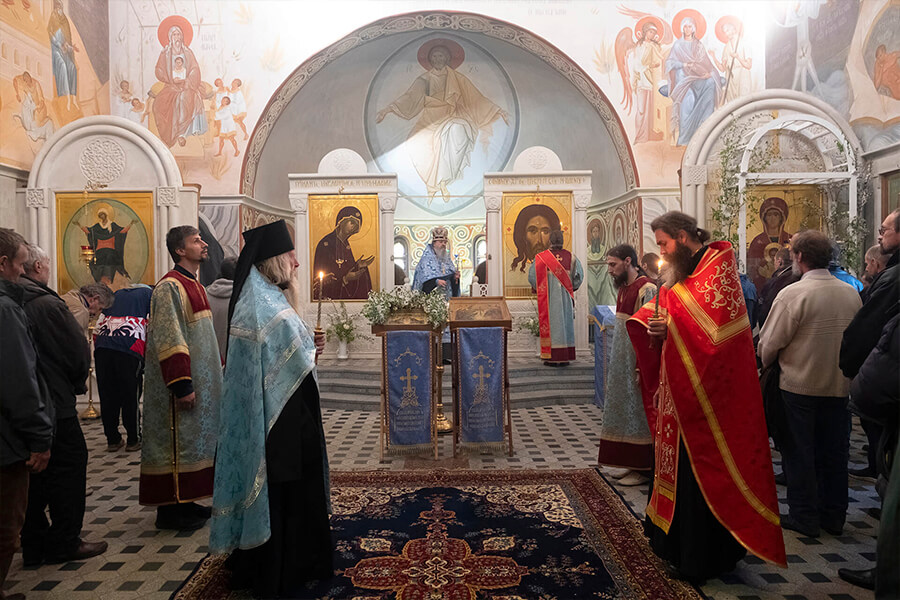 праздничное богослужение на подворье