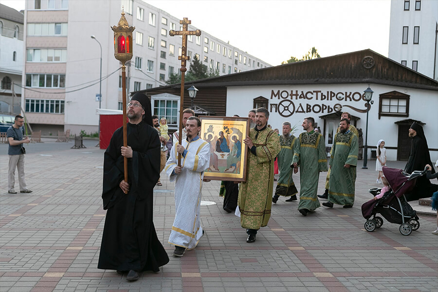 крестный ход на Троицу