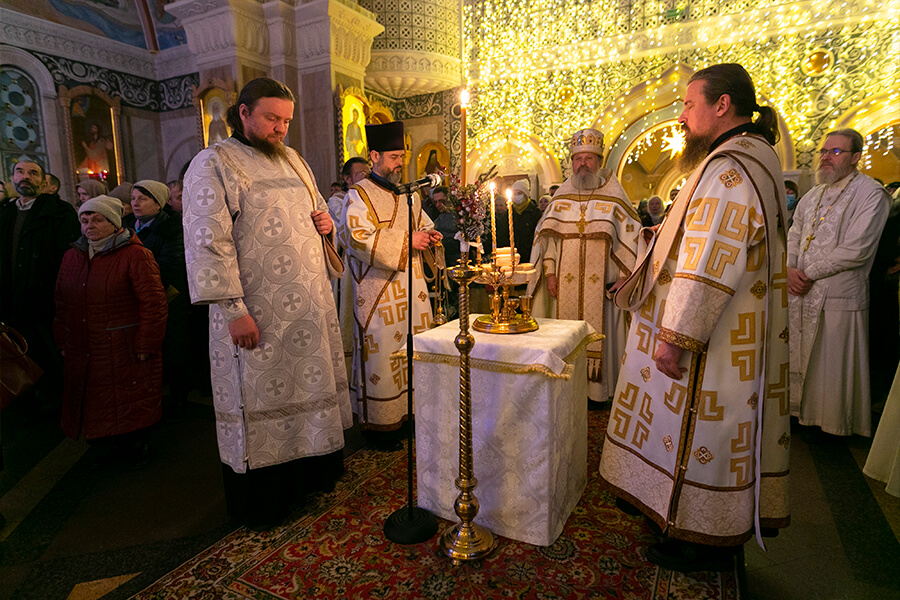 духовник Свято-Елисаветинского монастыря
