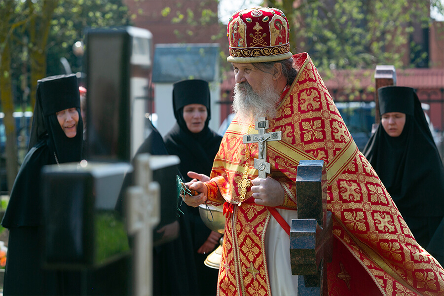 игуменья свято-елисаветинского монастыря и духовник