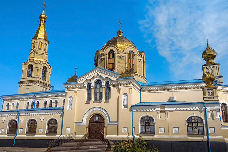 Свято-Петро-Павловский собор города Луганска 