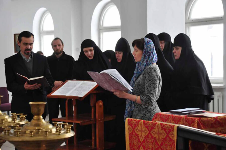 монашеский хор