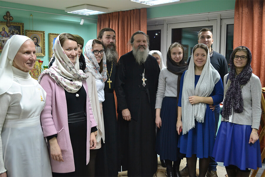 духовник монастыря Андрей Лемешонок встреча со студентами