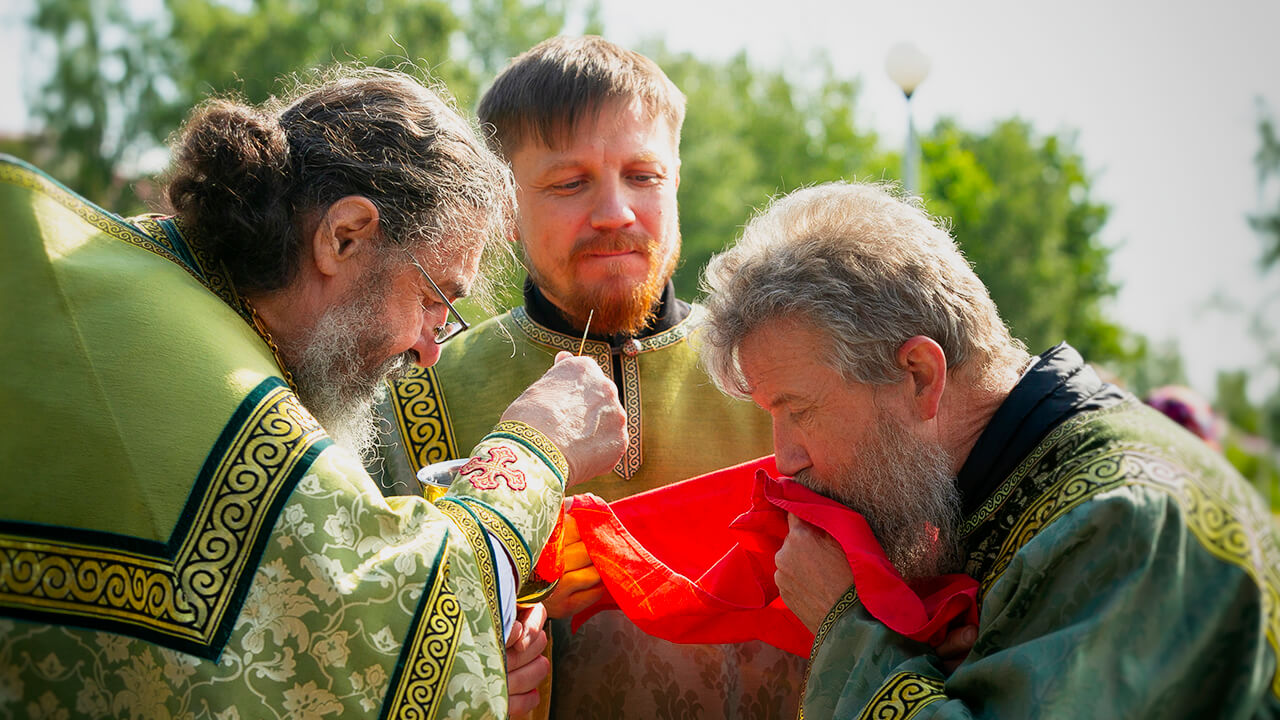 Иерей Валерий Захаров