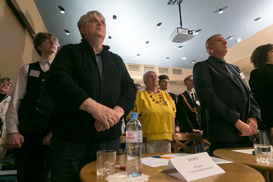 писатель Александр Фурсов