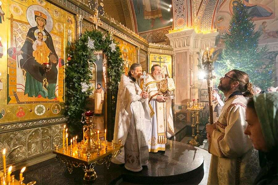 вынос даров на литургии