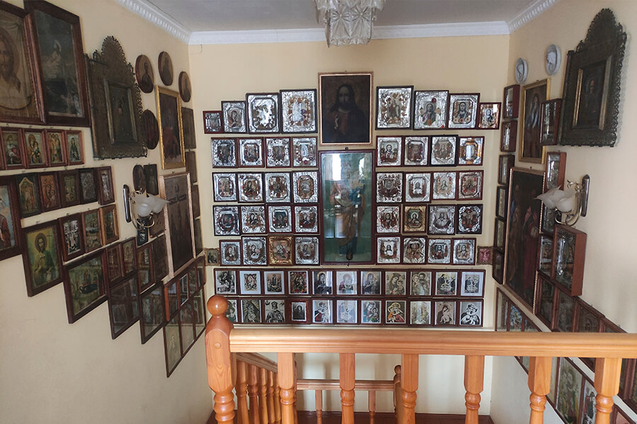 множество икон