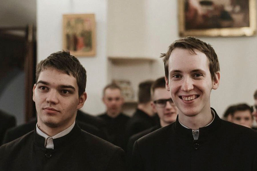 семинаристы