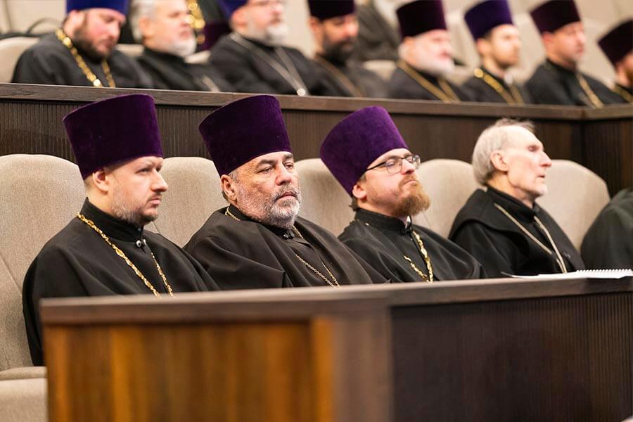 ректор семинарии