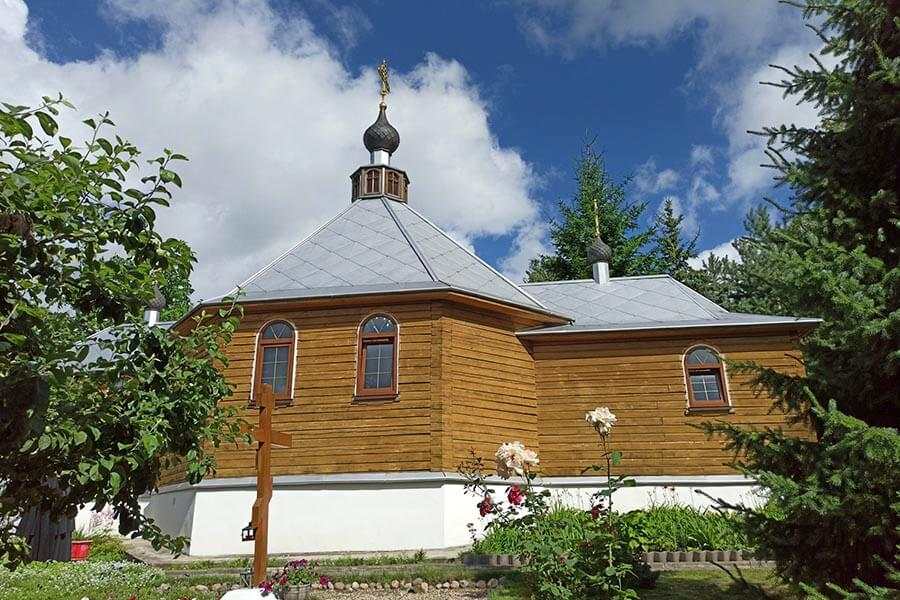 деревянная церковь