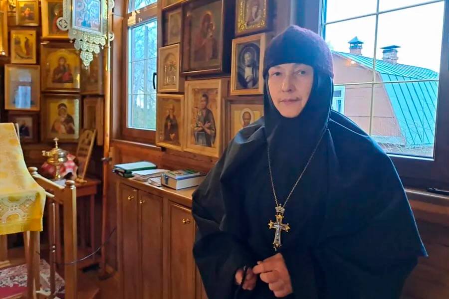 игуменья