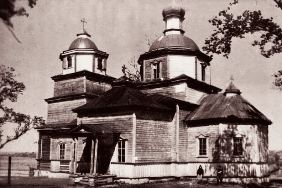 деревянный храм 