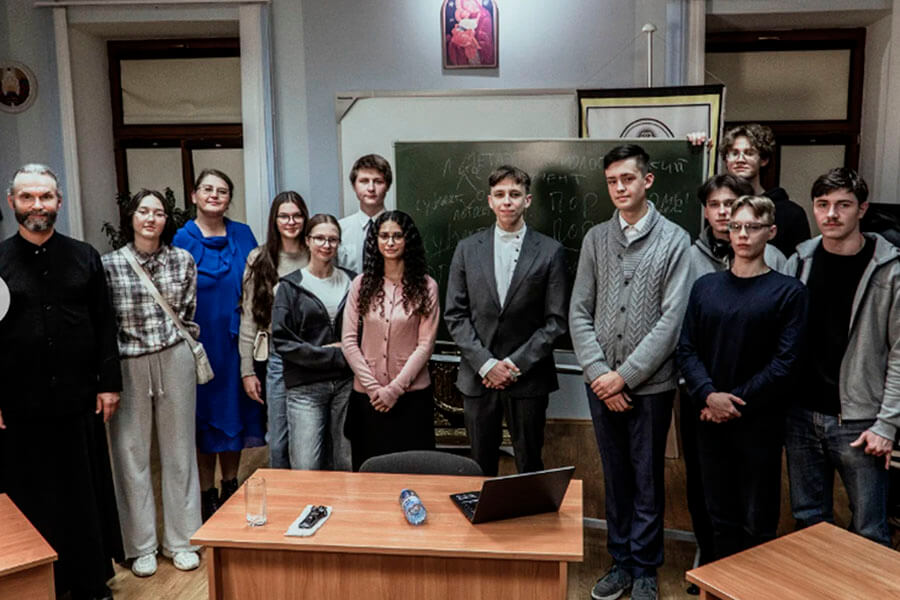 группа в аудитории