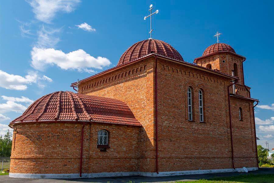 Храм апостола и священномученика Дионисия 