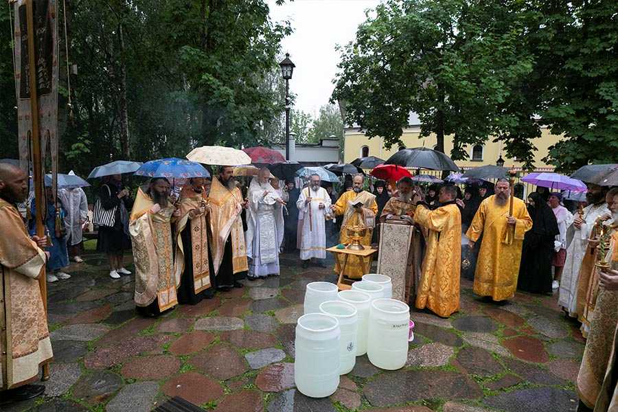 освящение воды