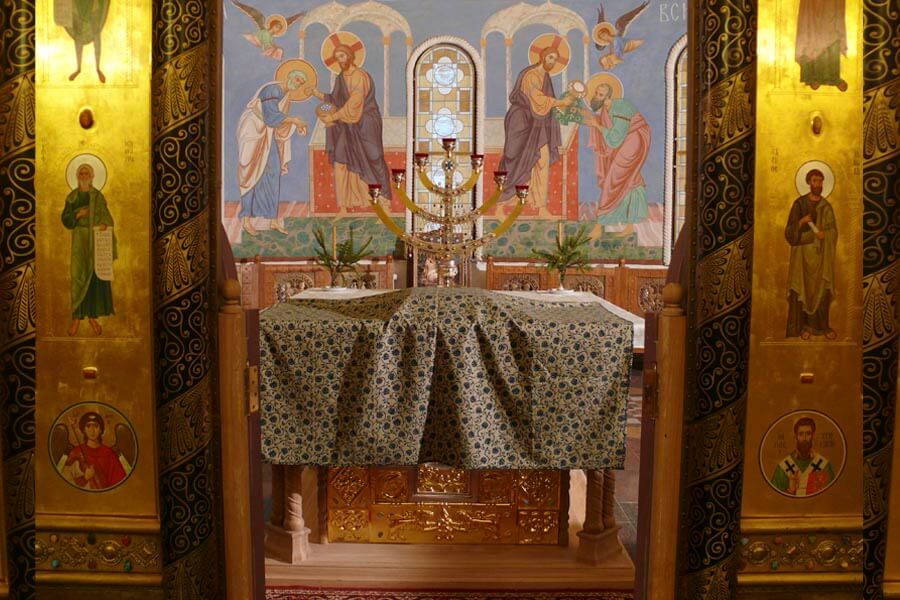 фото алтаря