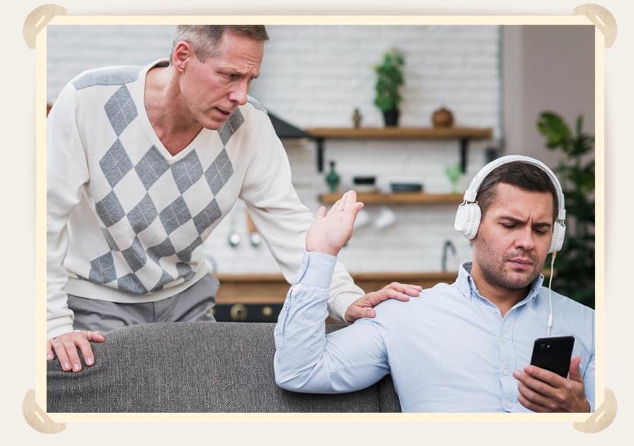 мужчина в наушниках