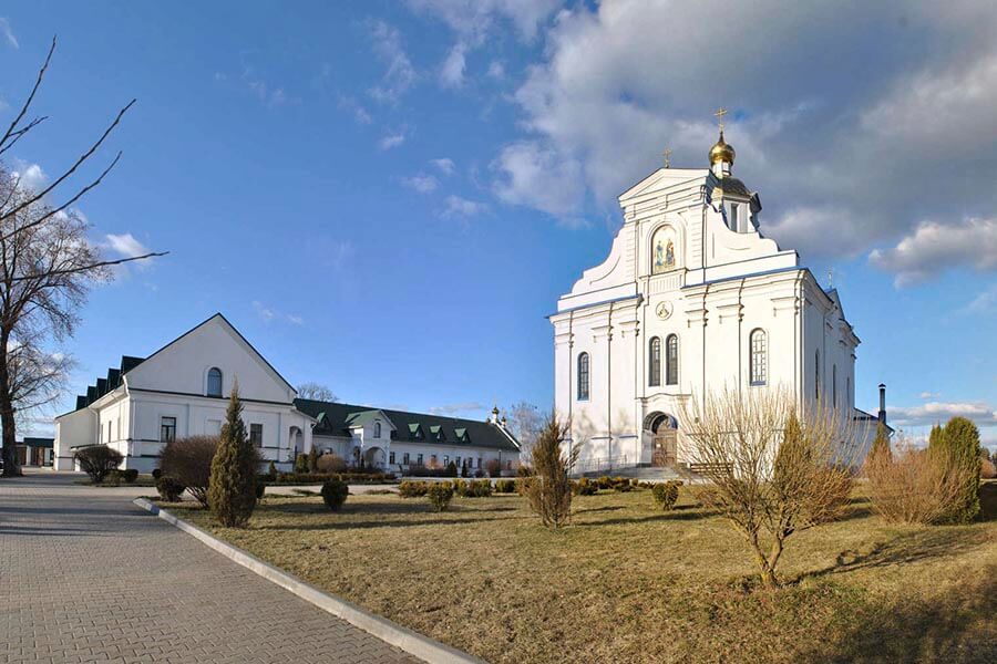 храм