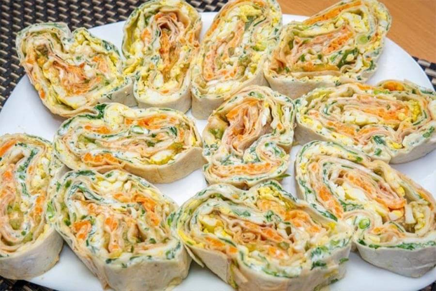 Ролл из лаваша рецепт с сыром