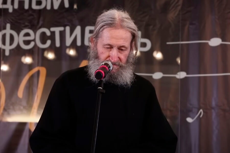 Инок свято-елисаветинского монастыря 
