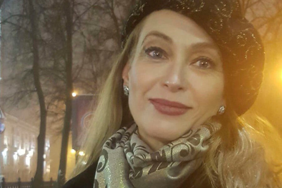 красивая женщина