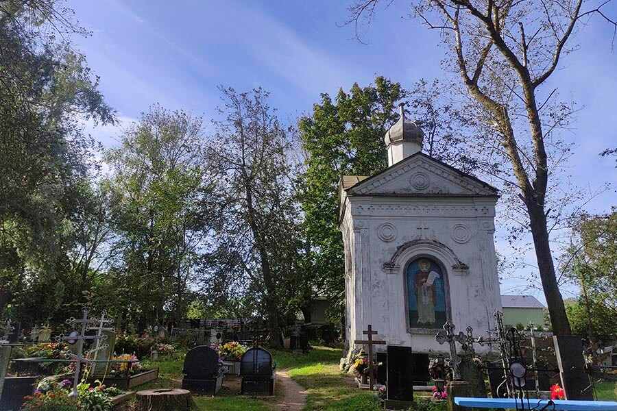 кладбище на острове залит