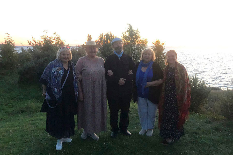 солидная компания