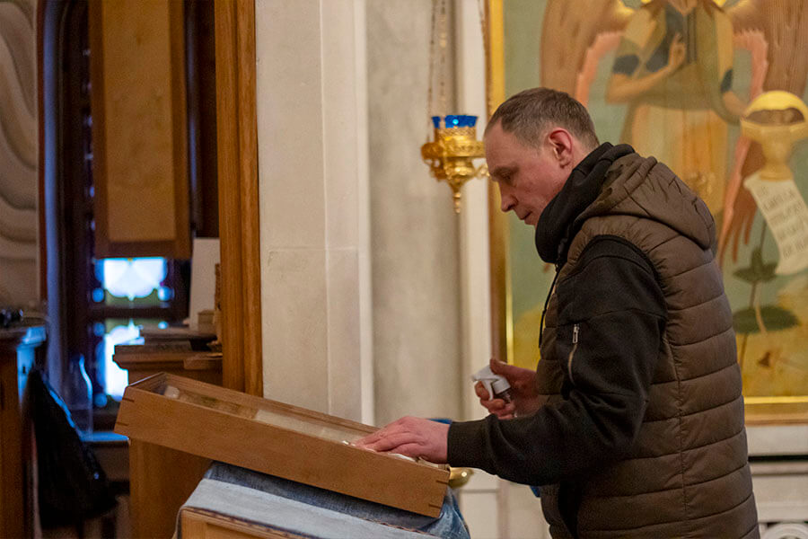 уход за иконами