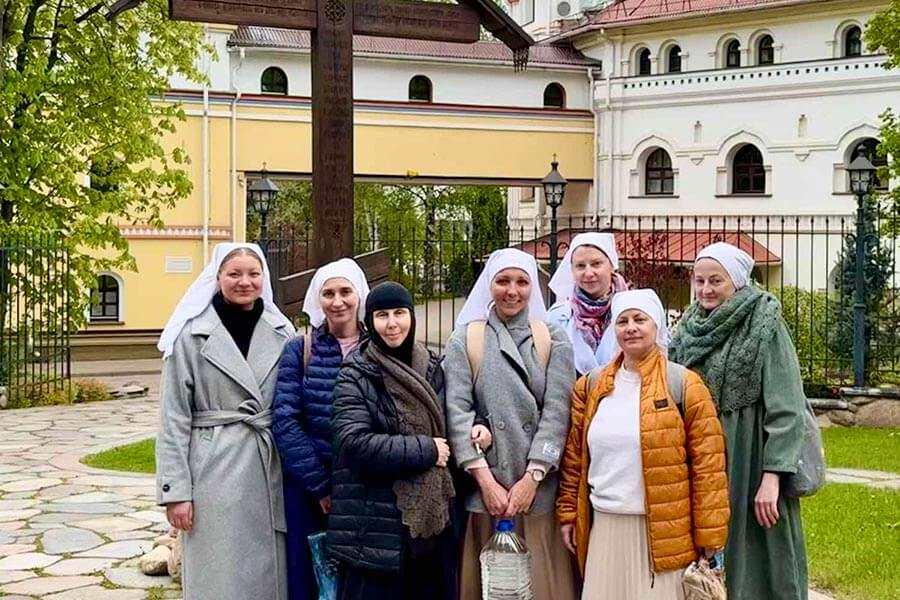 сестры милосердия