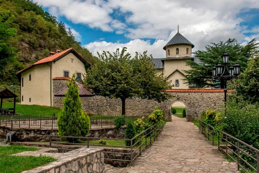 Морачский монастырь 