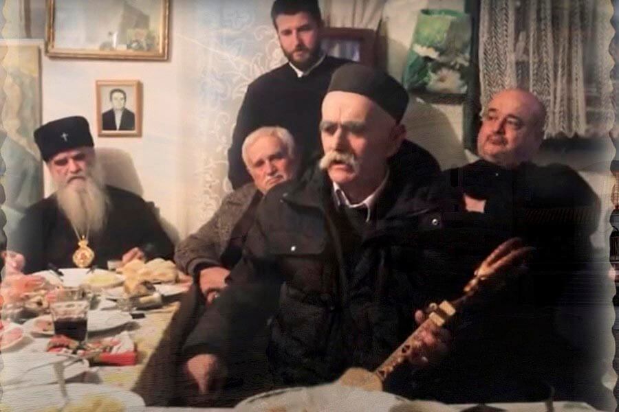 Митрополит Амфилохий в кругу семьи