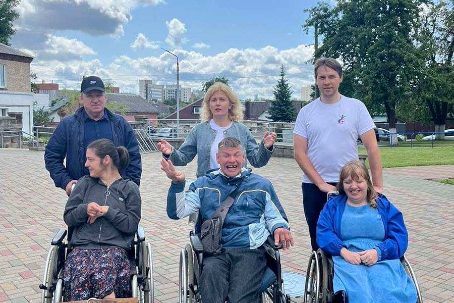 помощь инвалидам