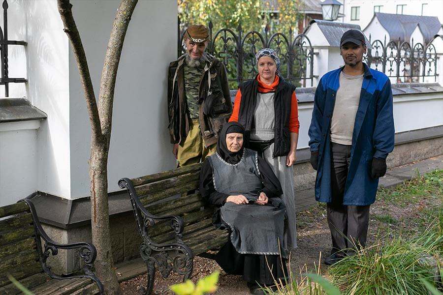 сотрудники