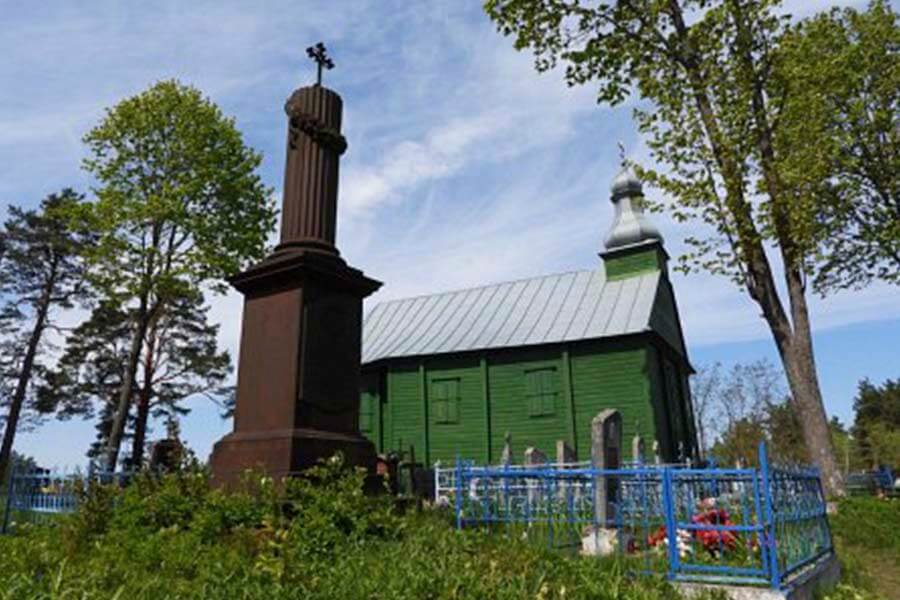 деревянная церковь
