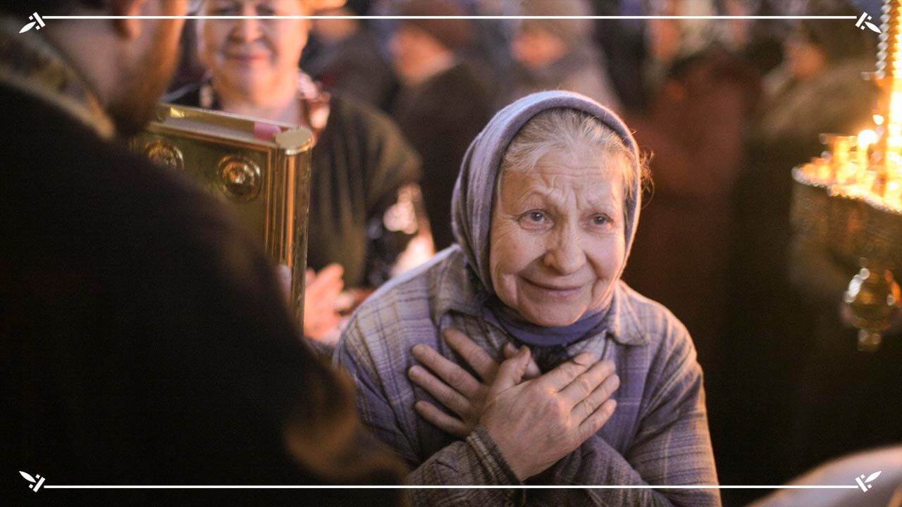 бабушка в храме