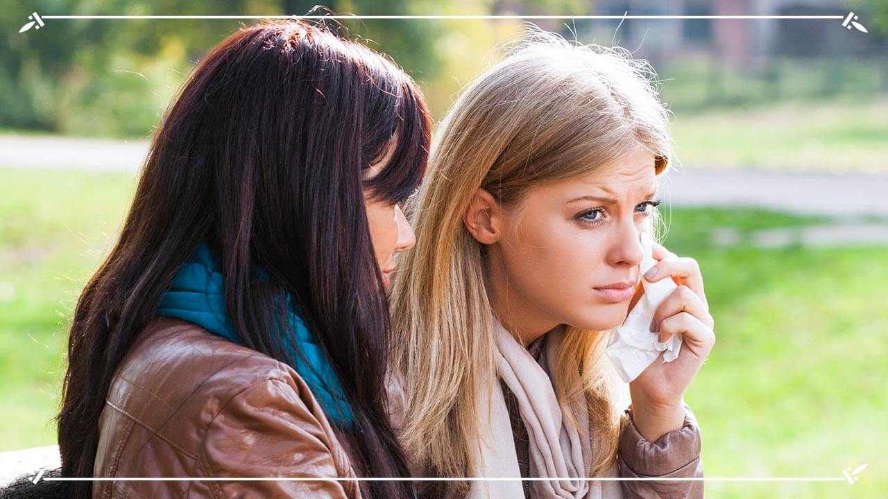 две девушки