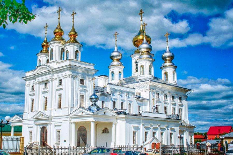 Воскресенский собор в Шуе 