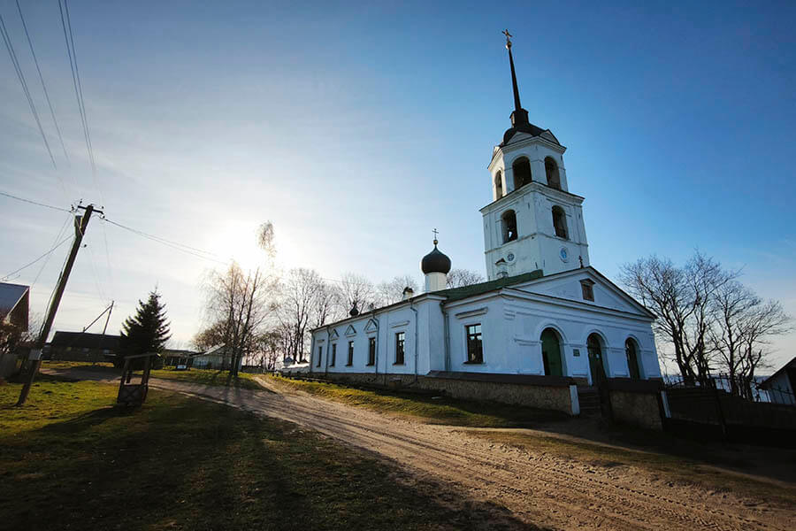 храм