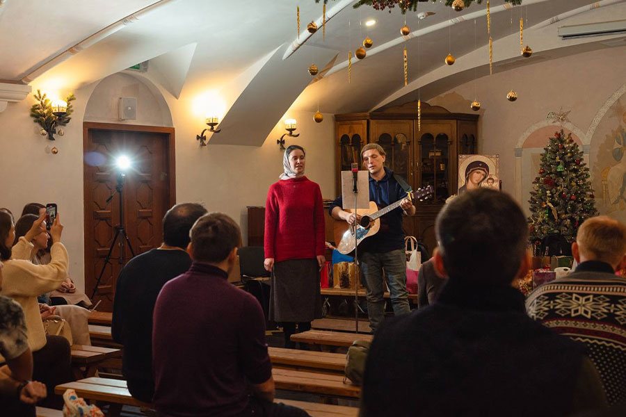 исполнение песни