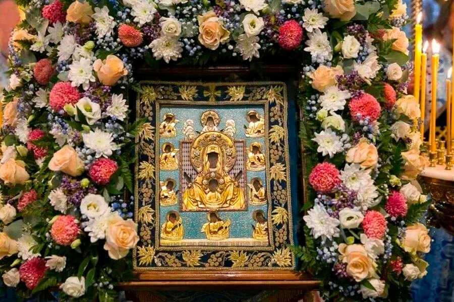 Курская-Коренная икона Божией Матери 