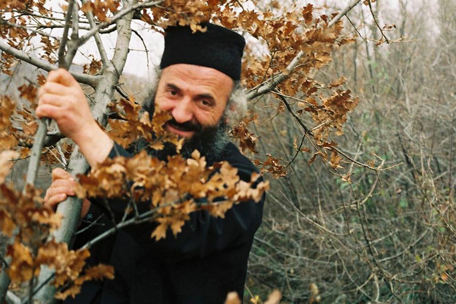 отец лазарь